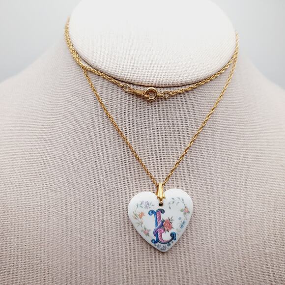 Vintage Avon Porcelain Heart “L” Initial Necklace on 24” Gold Rope Chain - Picture 1 of 10